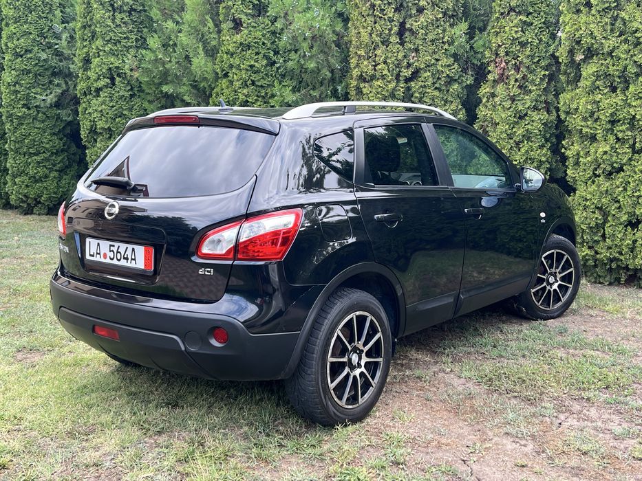 Nissan Qashqai Tekna // Panoramic //4x4