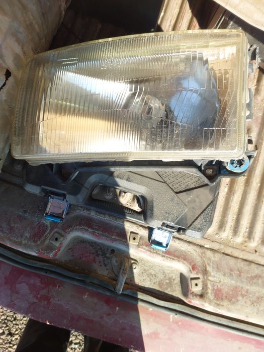 Продам фару т 4.