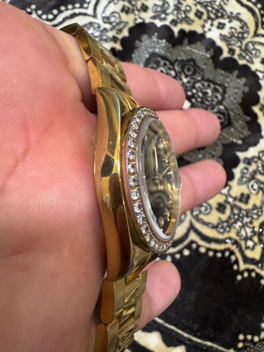 Rolex Day-Date soati