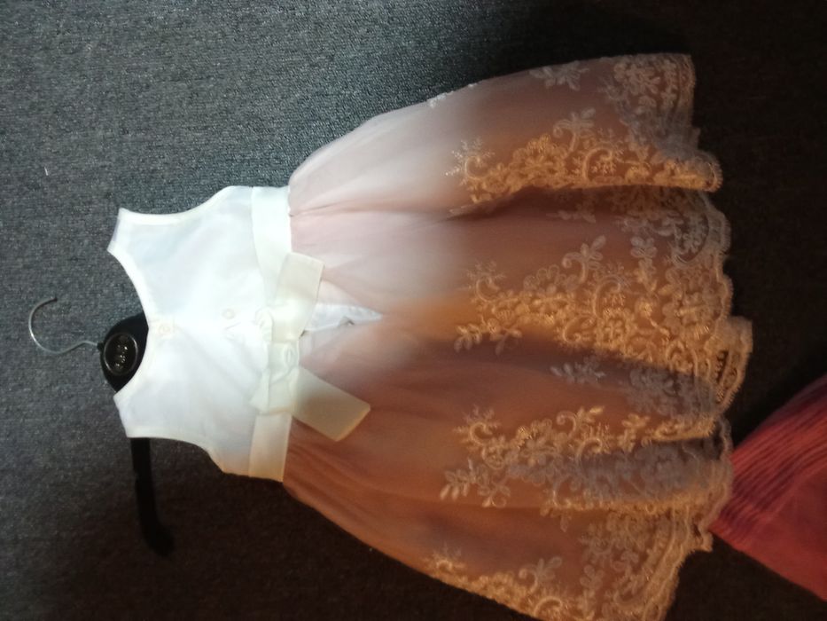 Haine de copii pantaloni și rochițe
