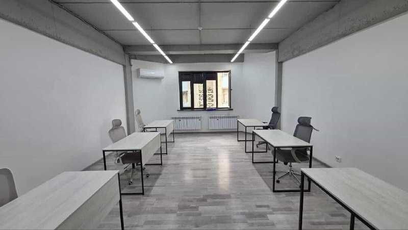 Сдается офисное помещение в БЦ.