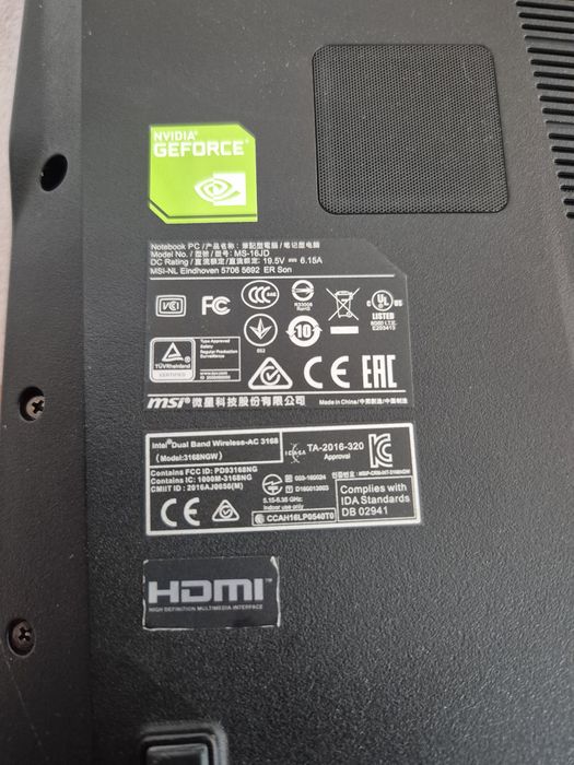 Laptop MSI  ms-16JD