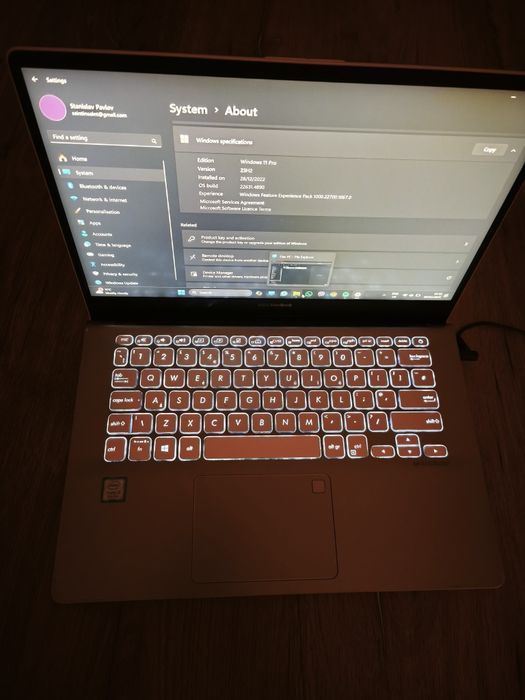 Pc laptop Asus Vivobook computer лаптоп компютър