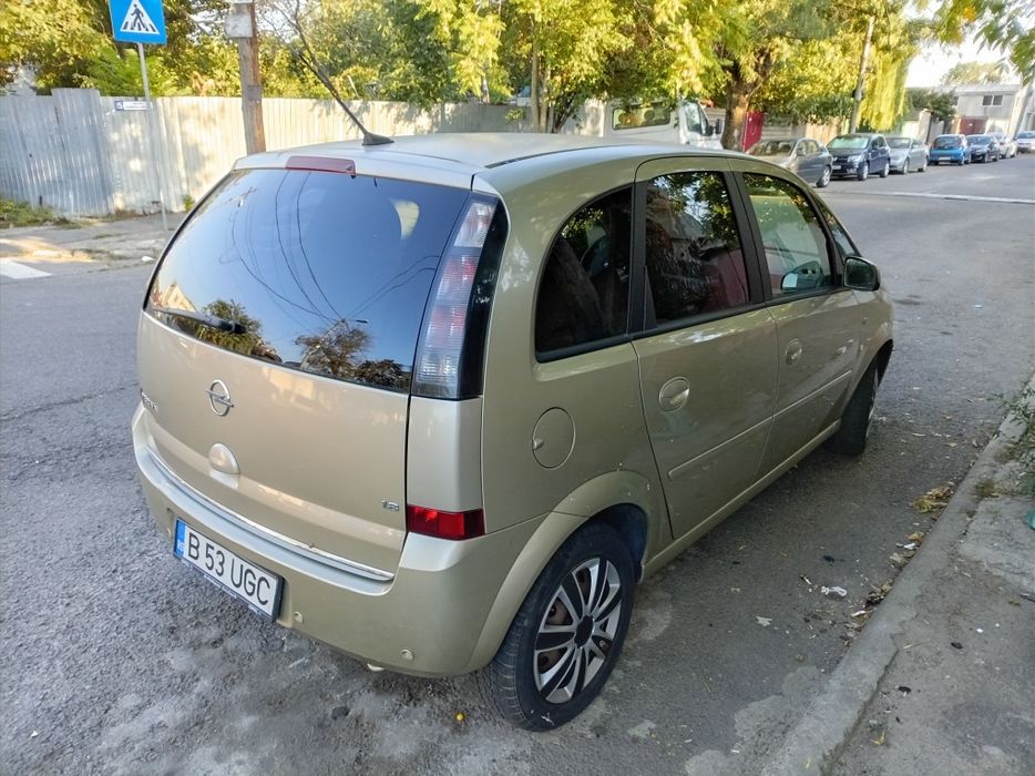 Vând Opel merivai