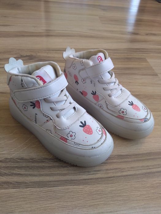 Детски боти 30 номер