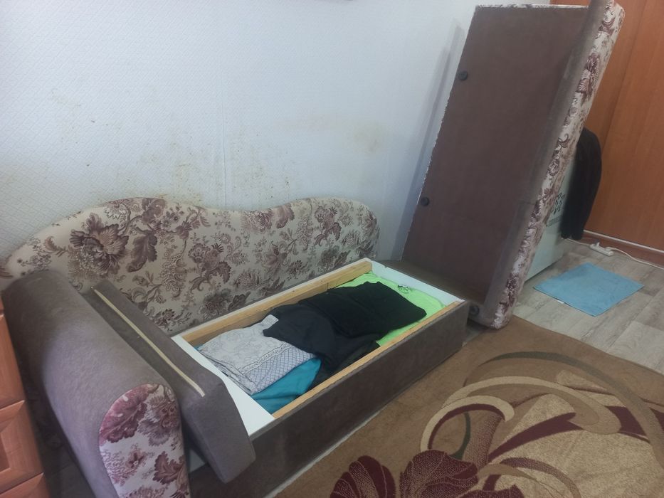 Мебель б/у. В хорошем состоянии