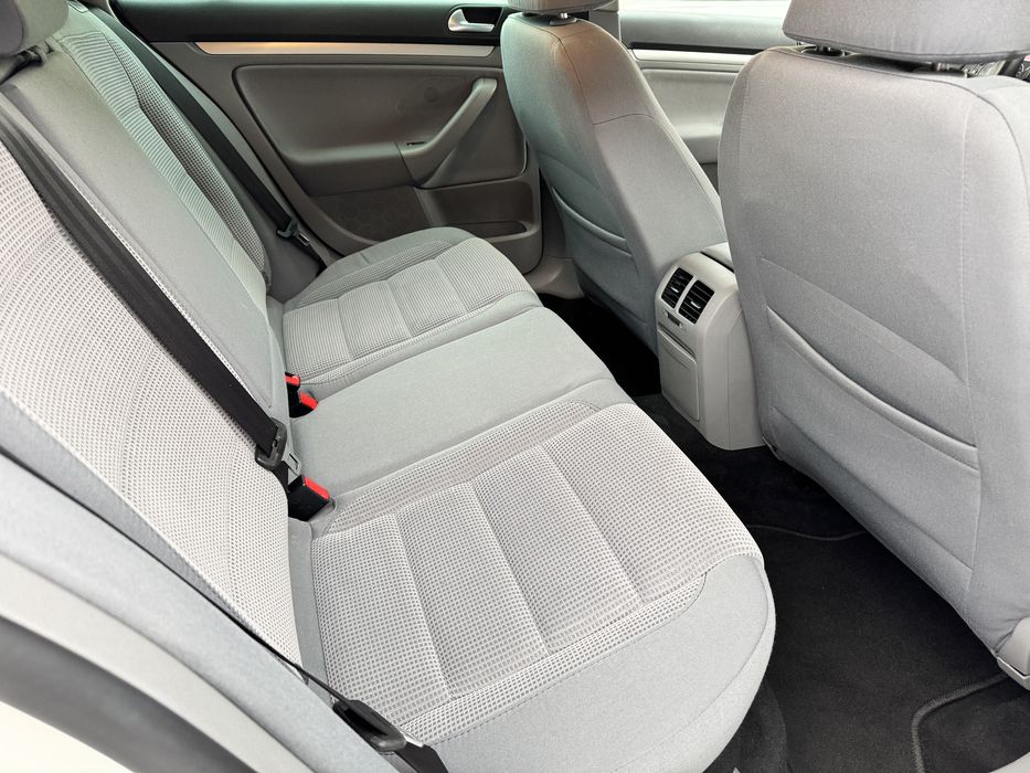 VW GOLF 5 - 2.0TDI - 140CP  - 2009 - BLUEMOTION - XENON