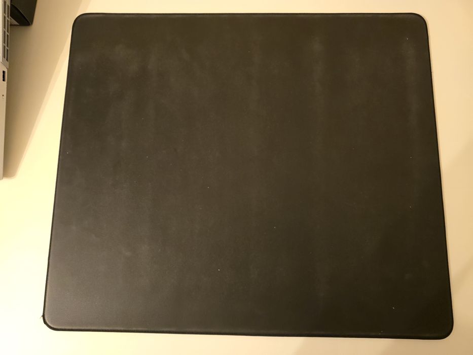 Mousepad gaming Artisan Zero FX Soft XL, culoare neagră, în stare foarte bună
