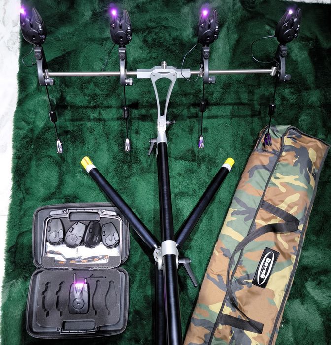 Rod Pod Dayko Compact Pod Argintiu / Negru + 4 avertizori + statie Fox