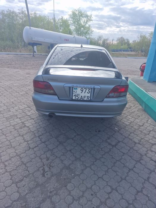Mitsubishi galant 8