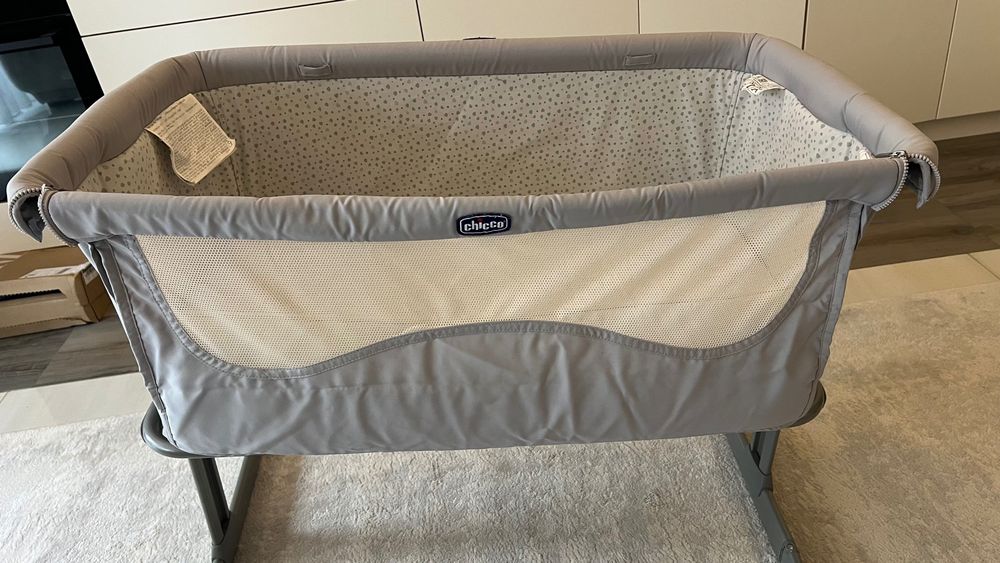 Vand patut co-sleeper Chicco Next2Me