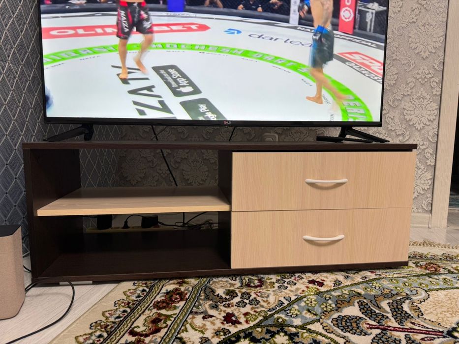 Тумба под телевизор