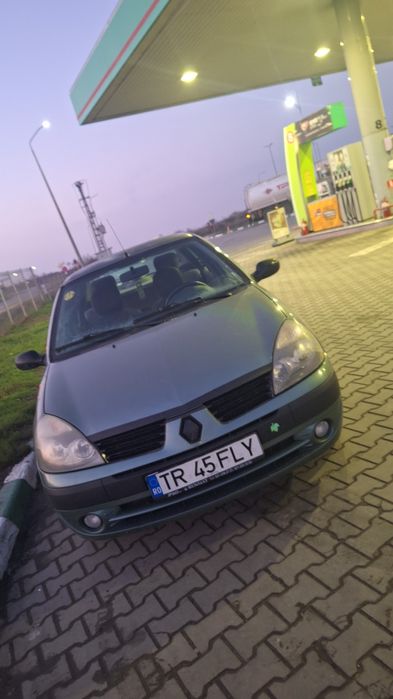 Vând sau schimb renault clio2 1.5 dci!
