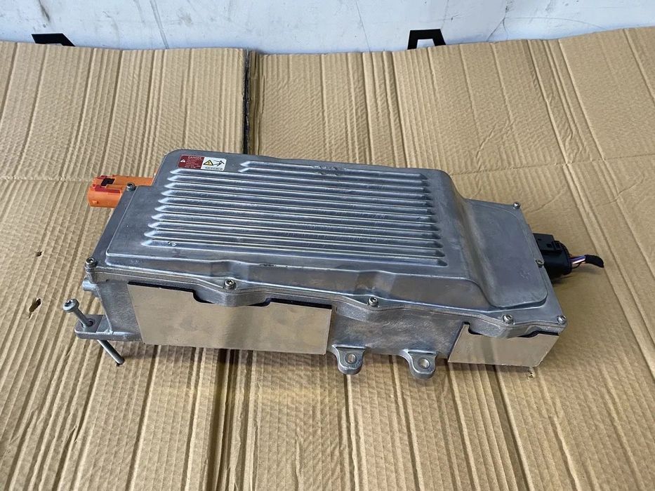 modul baterie hybrida audi q7 e-tron 2017 2018 2019 2020 2021 2022 2023