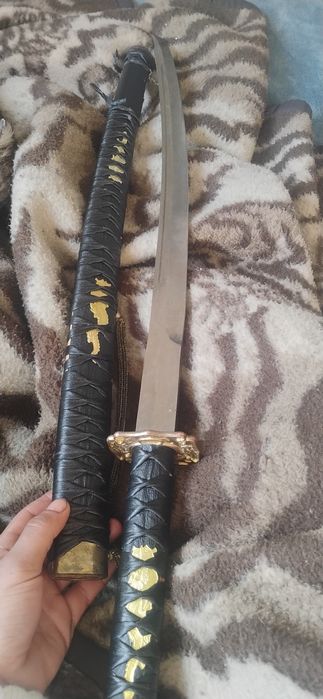 Самурайски меч Катана с дървена ножница