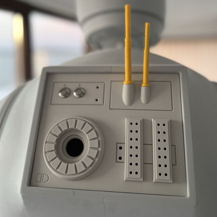 K2SO droid scara reala 1:1 ( star wars )
