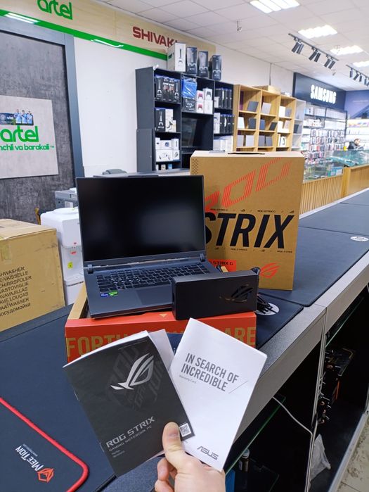 Asus ROG StrixG16 4080