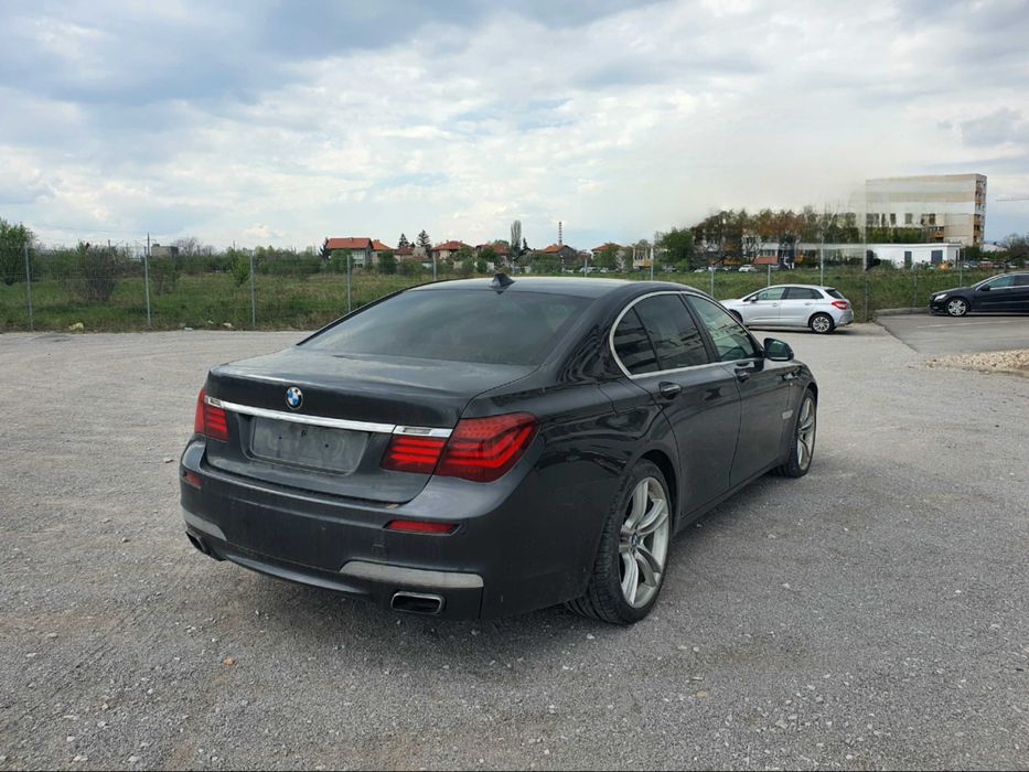BMW 740D 313hp. M-paket 2015