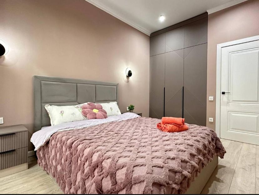 Сдается 1 ком кв левый берег