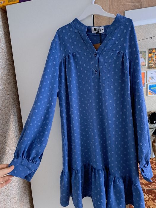 Женское платье в синем цвете