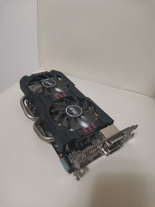 Placa video ASUS Radeon R7 260X OC Edition DirectCU II, 1GB GDDR5