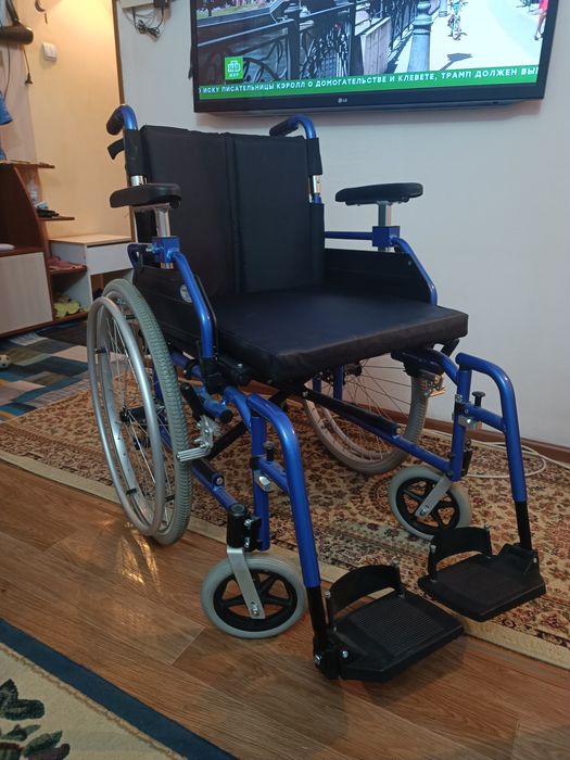 Инвалидная коляска