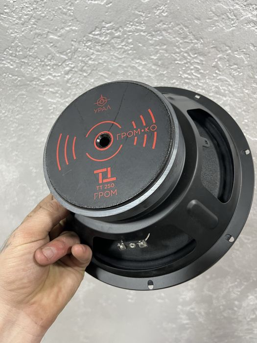 Продам новый динамик гром урал TT250