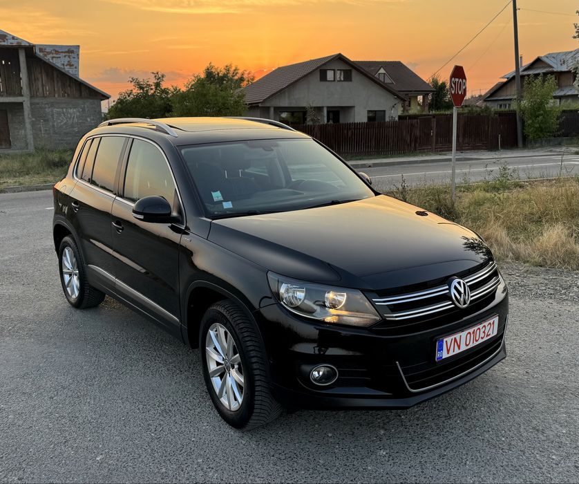 Volkswagen Tiguan Editie Lounge - 2.0TDI 4Motion Euro6