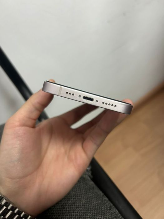 Продам айфон 13 розовый