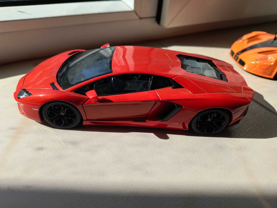 1:24 колички diecast