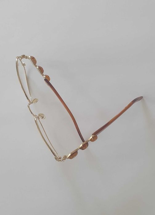 Дамски рамки в златист цвят