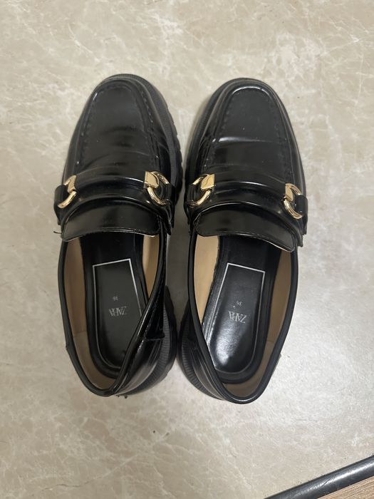 Лоферы Zara 36 черные