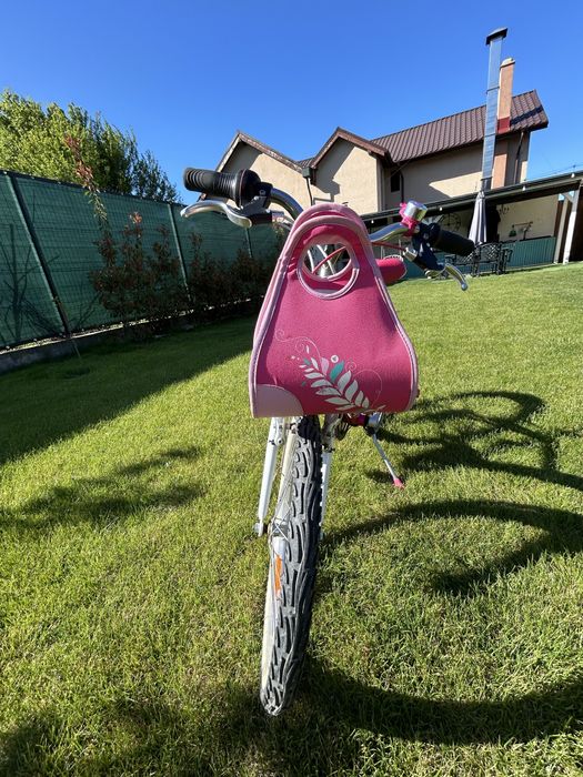 Bicicleta fete impecabila