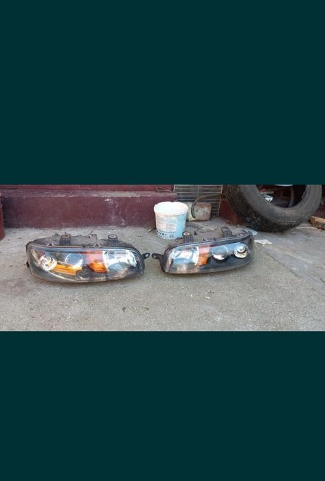 Vand faruri fiat Punto 2001
