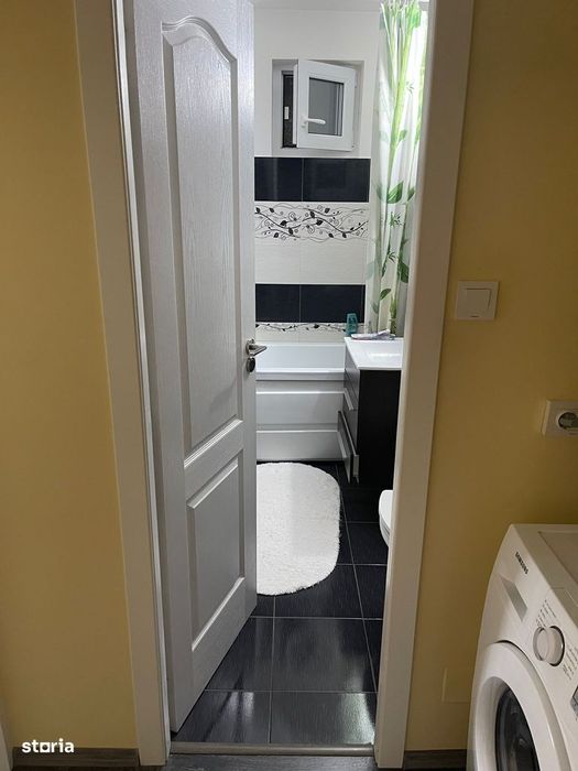Apartament cu 3 camere decomandate, Obcini