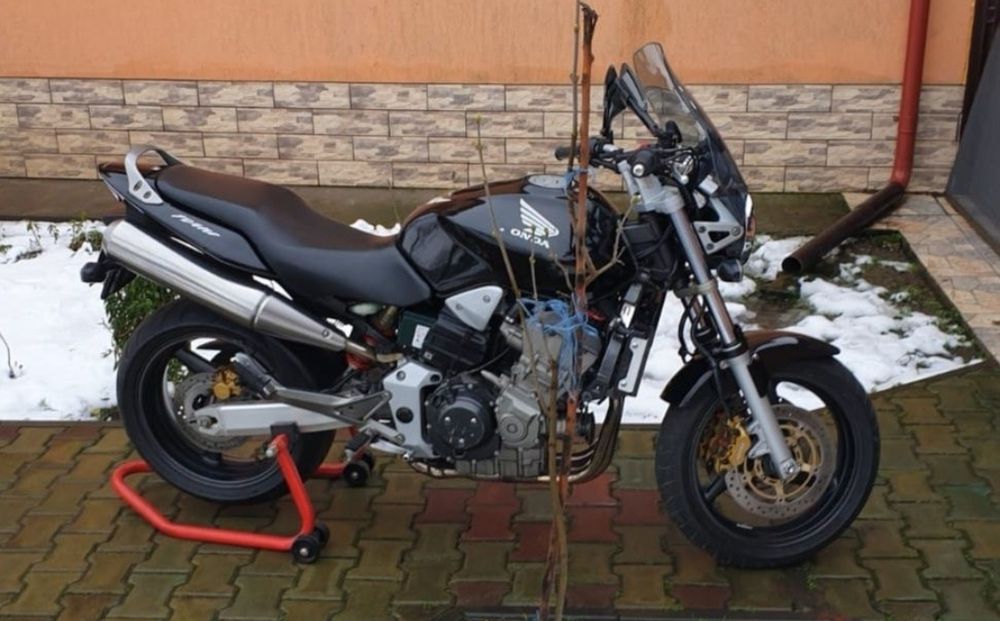 Honda Hornet 900
