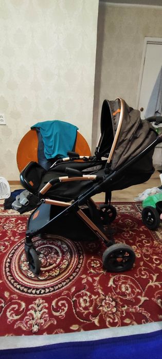 Продам коляску детскую
