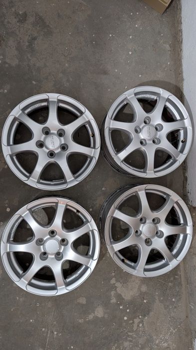 Jante aliaj Ford, Volvo 16' în stare foarte bună
