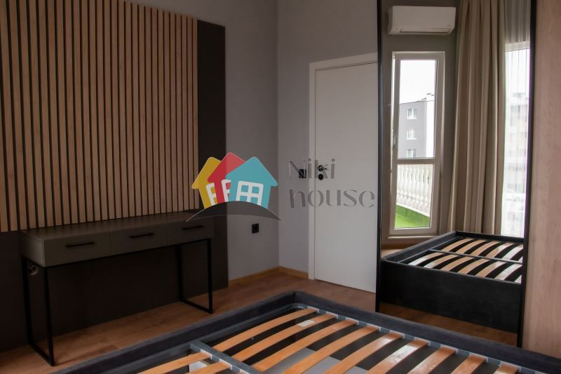 Продава се Двустаен апартамент в Варна, Бриз - 140 кв.м за 1640 €/кв.м - Снимка #6