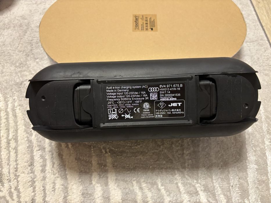Incarcator Audi e-tron