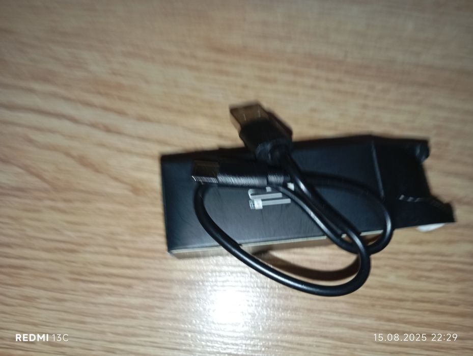 Петличка для видео