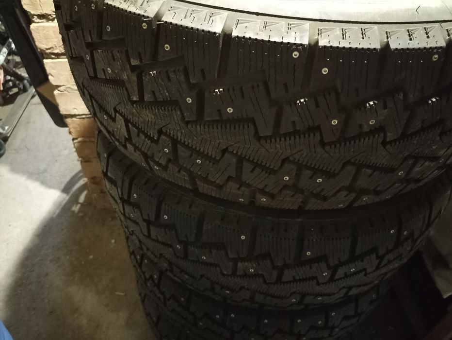 Колеса шины в комплекте