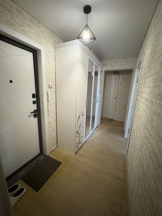 Сдам 2 ком квартиру 7 мкр