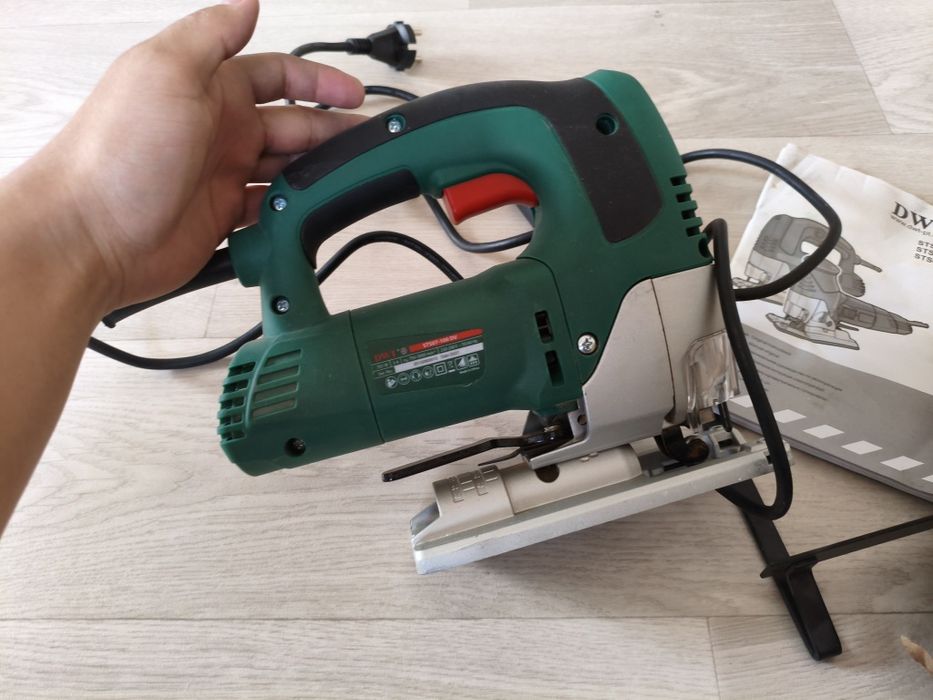 Пчёлка и лобзик продается