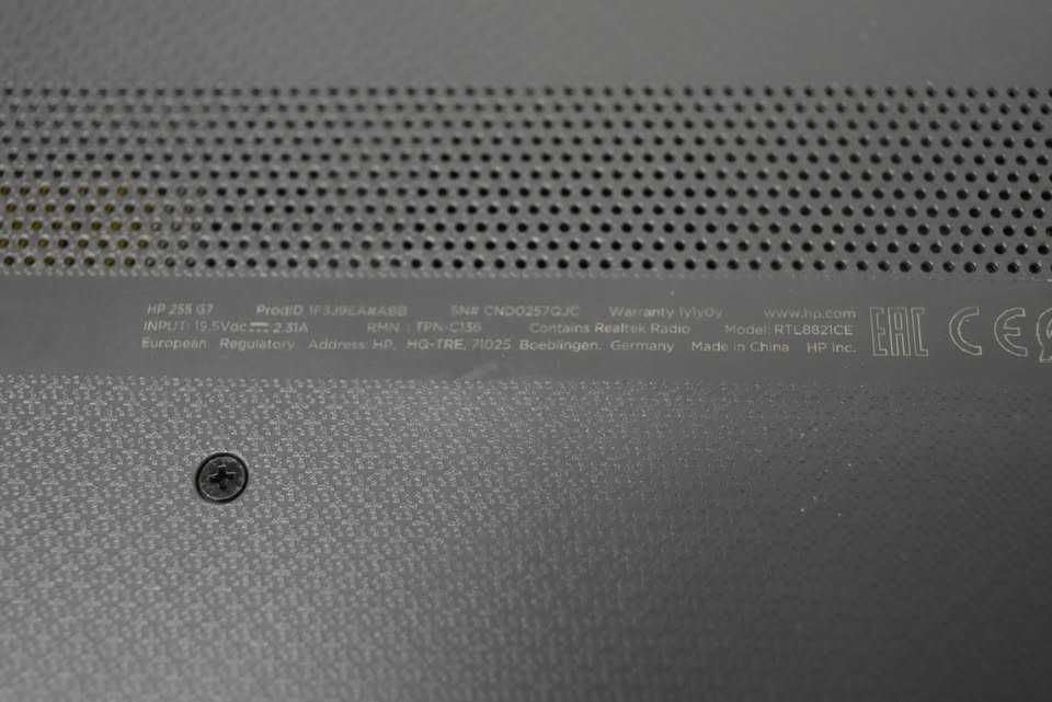 156, inch Laptop HP AMD Ryzen 5 3500U AMD Radeon Vega 8 4GB