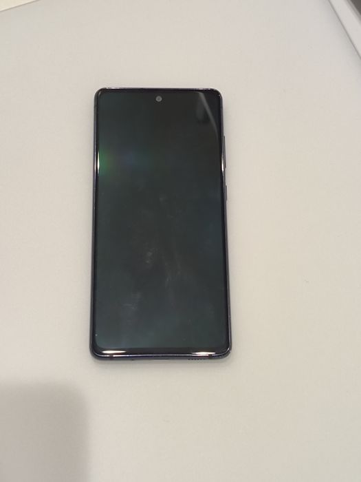 Телефон Samsung S20 Fe