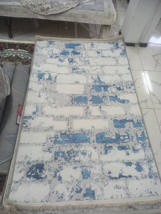 Коврый шолковый клем