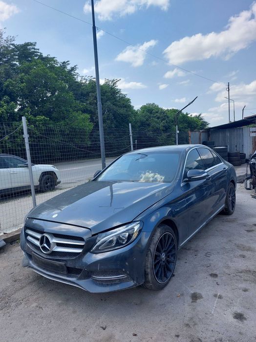 На Части: Mercedes-Benz W205 C220 CDI 170 к.с. SPORT ПАКЕТ