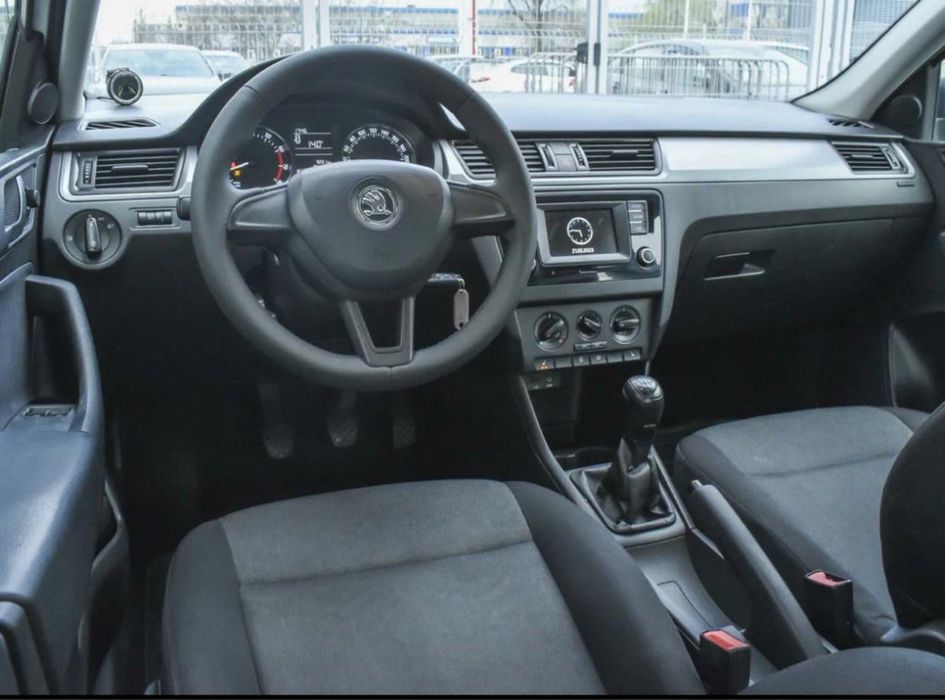 Продам Шкоду Рапид с выкупом