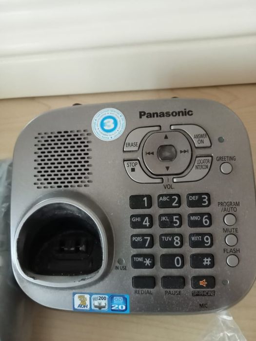 Продам радиотелефон " Панасоник"